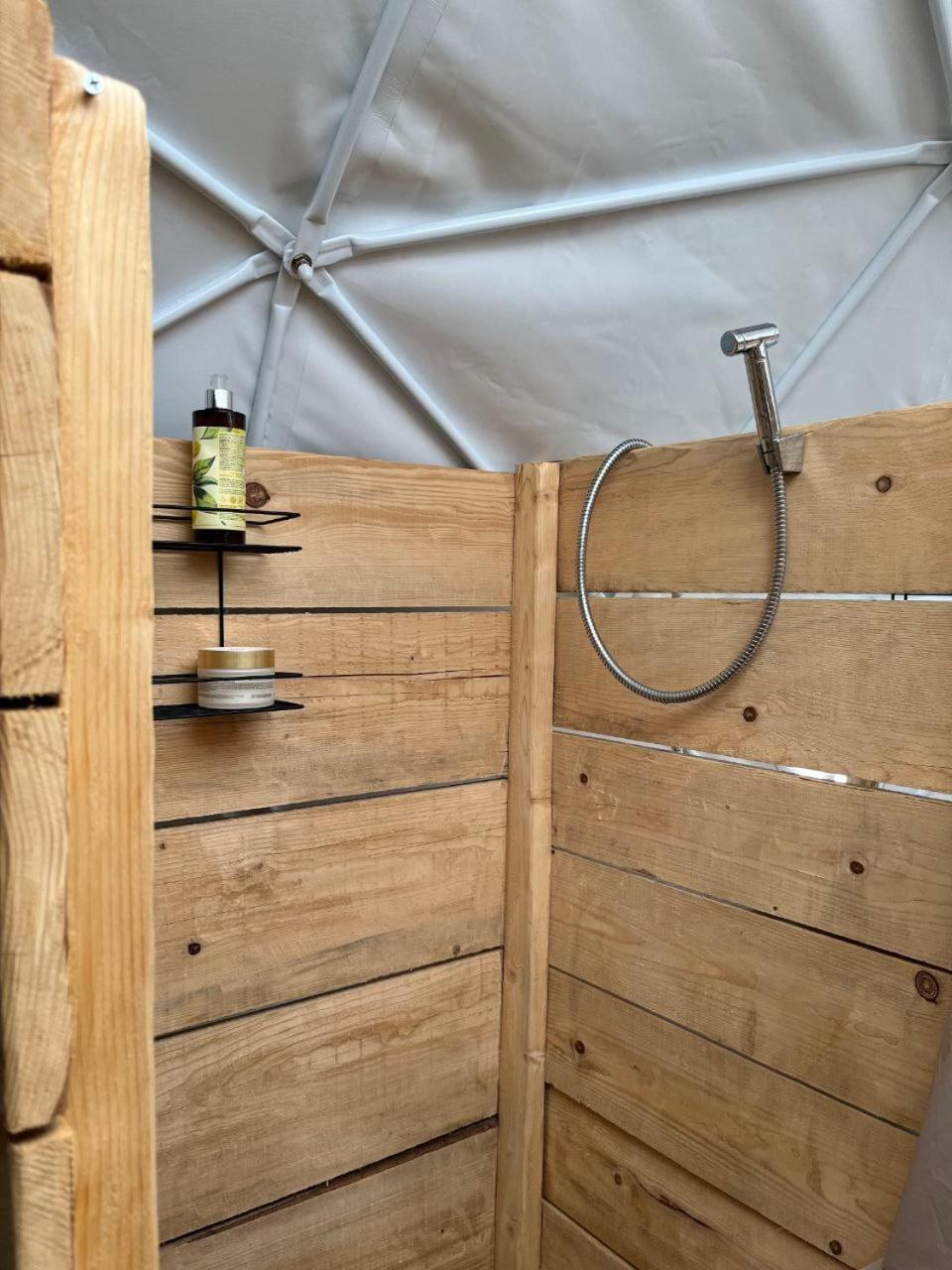 Glamping Rose Hotel Radovici Bagian luar foto